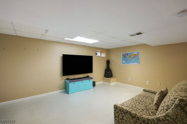 10 Plymouth Ct, Bernards Twp., NJ 07920