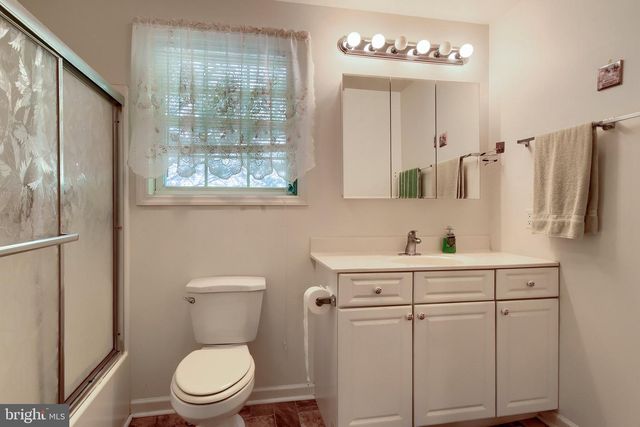 41 WOODMYRE LN, Enola, PA 17025