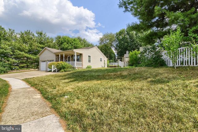 41 WOODMYRE LN, Enola, PA 17025