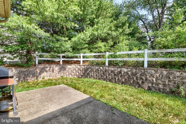 41 WOODMYRE LN, Enola, PA 17025
