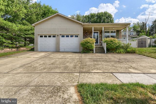 41 WOODMYRE LN, Enola, PA 17025