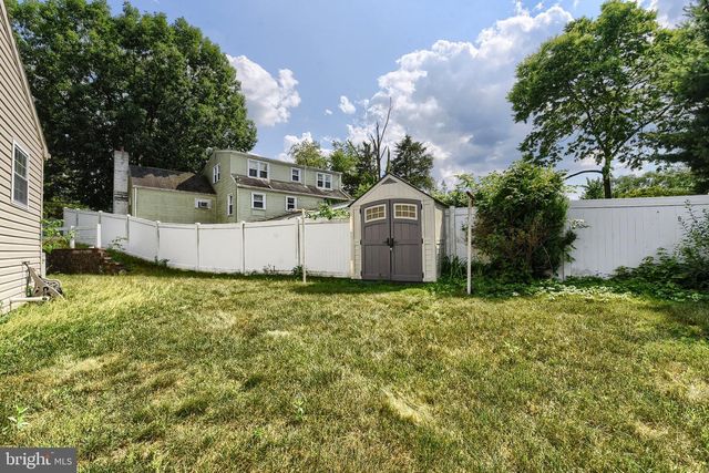 41 WOODMYRE LN, Enola, PA 17025