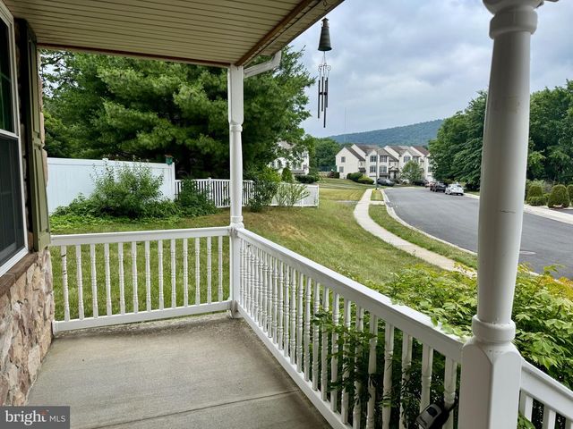 41 WOODMYRE LN, Enola, PA 17025