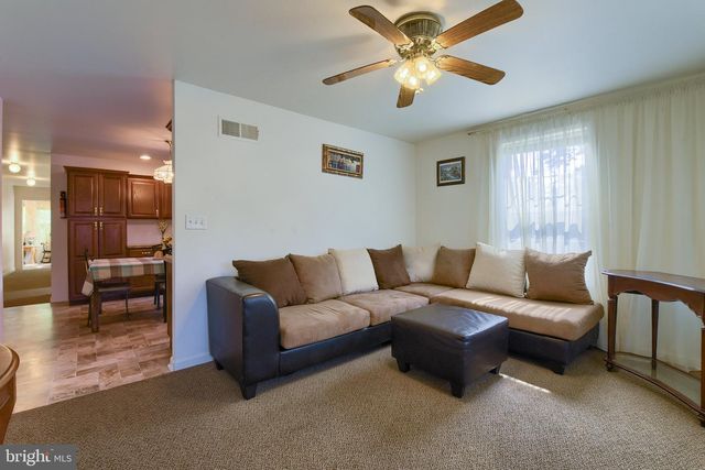 41 WOODMYRE LN, Enola, PA 17025