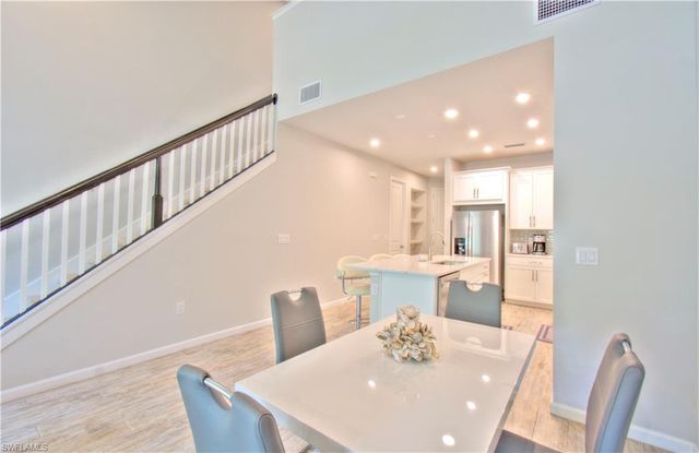 4558 Arboretum CIR 102, Naples, FL 34112