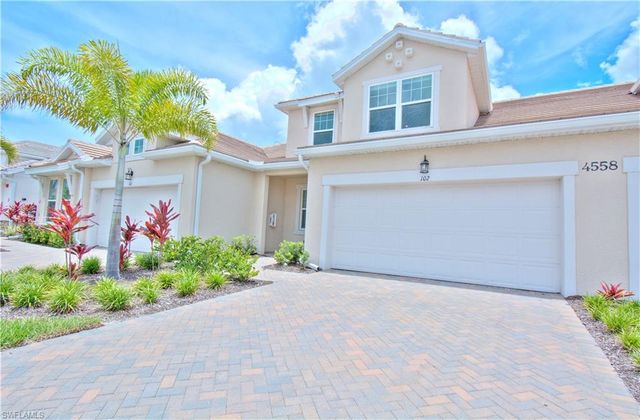 4558 Arboretum CIR 102, Naples, FL 34112