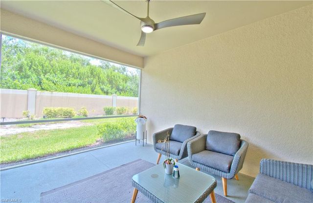 4558 Arboretum CIR 102, Naples, FL 34112