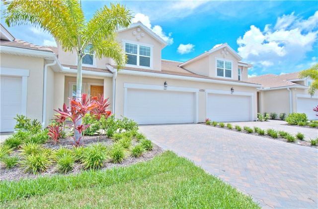 4558 Arboretum CIR 102, Naples, FL 34112