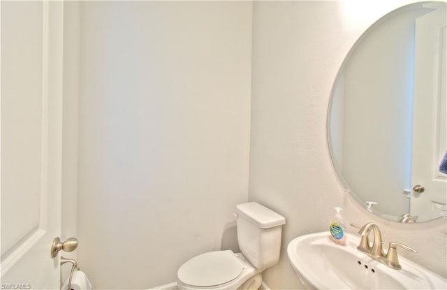 4558 Arboretum CIR 102, Naples, FL 34112