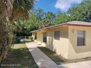 127 West Court, Melbourne, FL 32904
