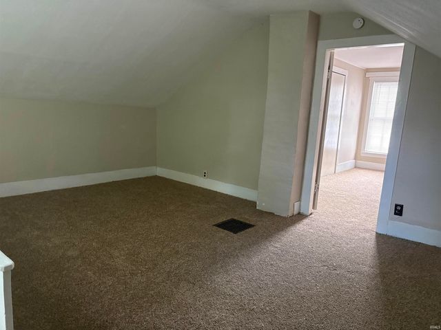 558 E 2nd Street, Peru, IN 46970