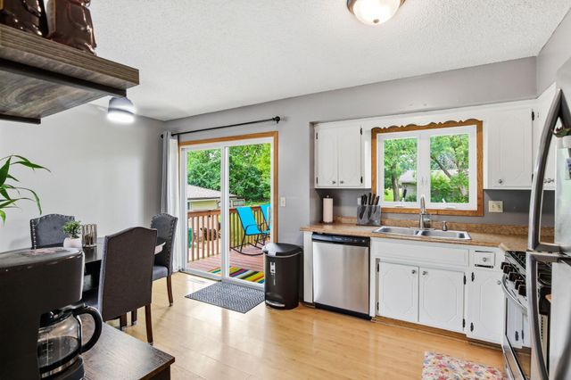 17627 Ionia Court, Lakeville, MN 55044