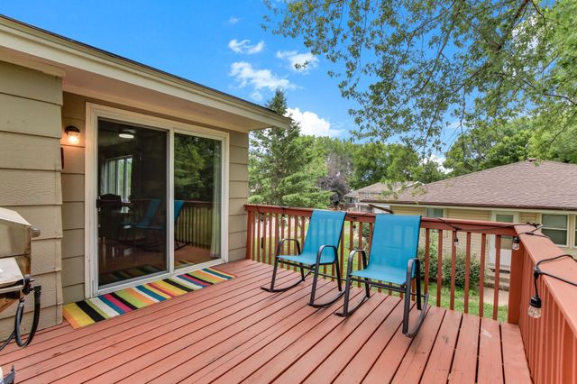 17627 Ionia Court, Lakeville, MN 55044