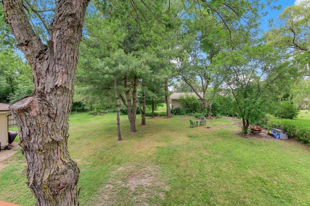 17627 Ionia Court, Lakeville, MN 55044