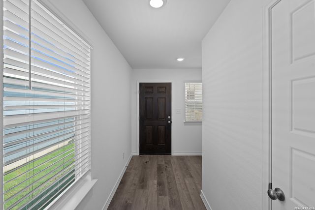 441 Raven Row, Marion, TX 78124