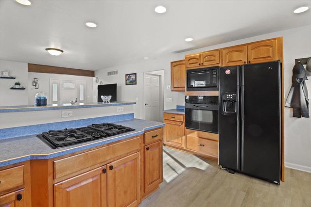 505 W Green Street, Watertown, WI 53098