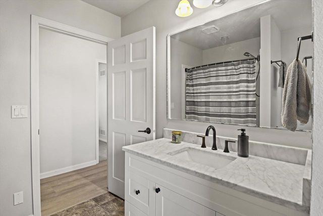 505 W Green Street, Watertown, WI 53098