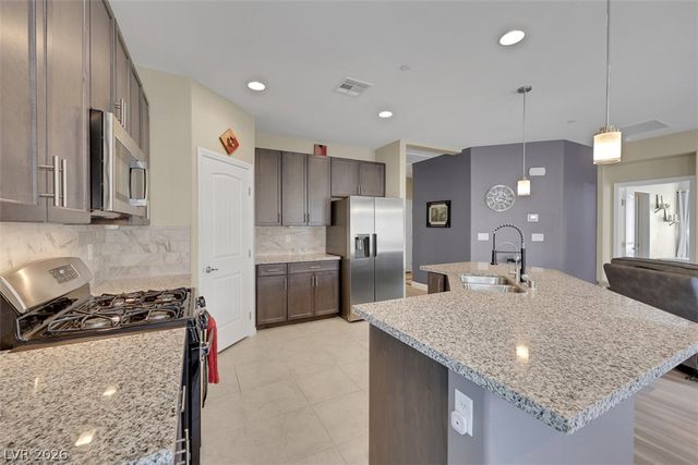 71 Summer Rhapsody Avenue, Henderson, NV 89015