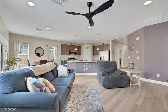 71 Summer Rhapsody Avenue, Henderson, NV 89015