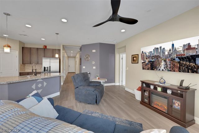 71 Summer Rhapsody Avenue, Henderson, NV 89015