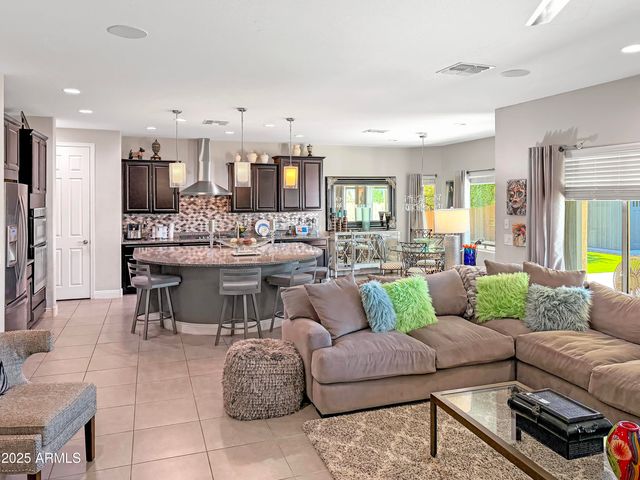 3848 N HUNTINGTON Drive, Florence, AZ 85132