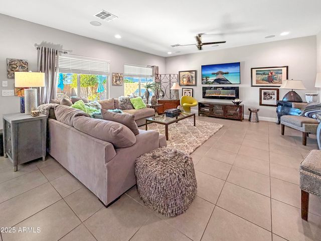 3848 N HUNTINGTON Drive, Florence, AZ 85132