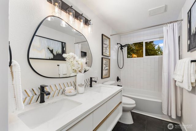 14240 Lake Hills Boulevard, Bellevue, WA 98007