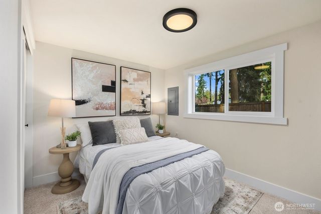 14240 Lake Hills Boulevard, Bellevue, WA 98007