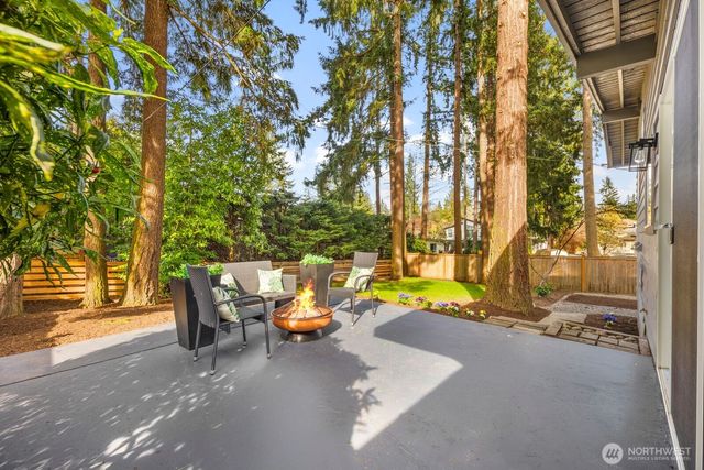 14240 Lake Hills Boulevard, Bellevue, WA 98007