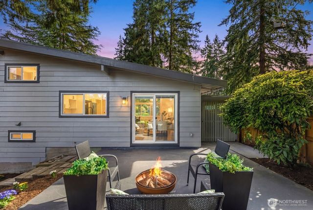 14240 Lake Hills Boulevard, Bellevue, WA 98007