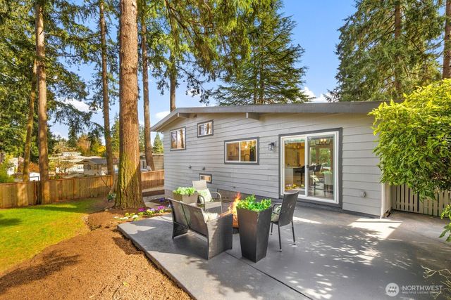 14240 Lake Hills Boulevard, Bellevue, WA 98007