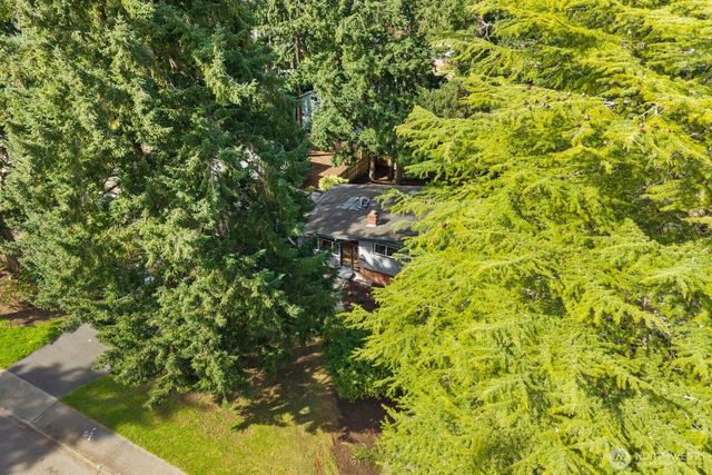 14240 Lake Hills Boulevard, Bellevue, WA 98007