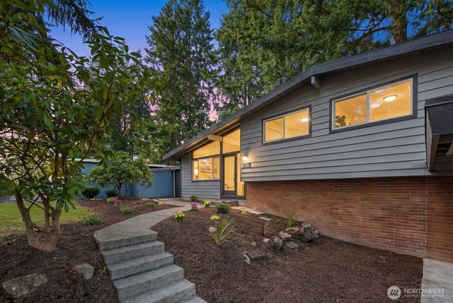 14240 Lake Hills Boulevard, Bellevue, WA 98007