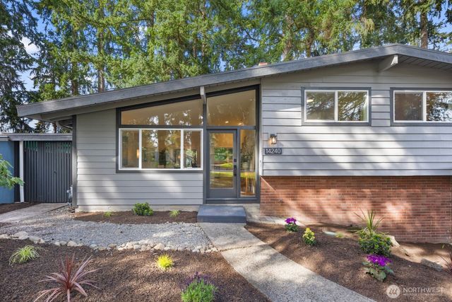 14240 Lake Hills Boulevard, Bellevue, WA 98007