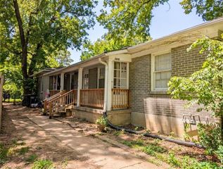 1618 S Appleton Avenue, Independence, MO 64052
