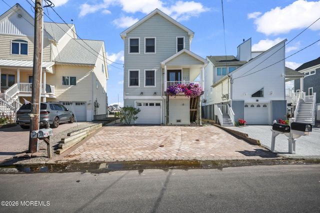 151 Vanard Drive, Brick, NJ 08723