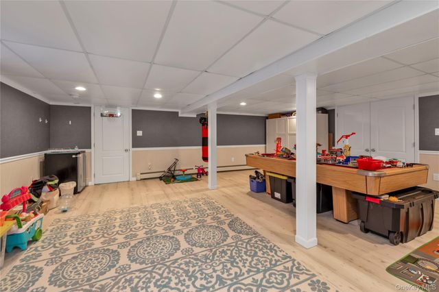 19 Alyssum Avenue, Huntington, NY 11743