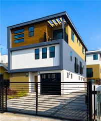 638 Serrano, Los Angeles, CA 90004