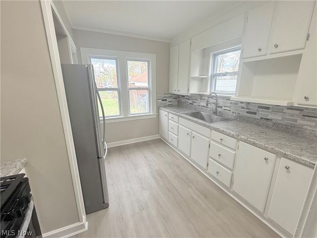 138 Roslyn, Youngstown, OH 44505