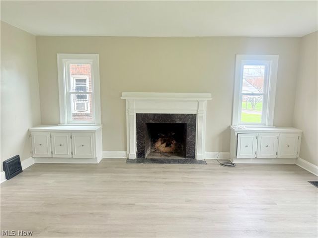 138 Roslyn, Youngstown, OH 44505