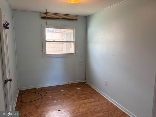 107 MANOR RD, Paoli, PA 19301