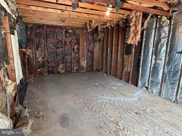 107 MANOR RD, Paoli, PA 19301