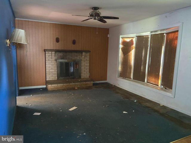 107 MANOR RD, Paoli, PA 19301