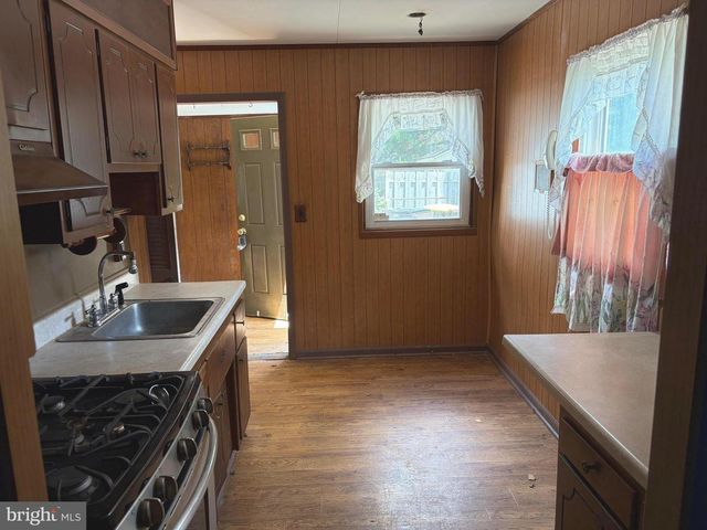 107 MANOR RD, Paoli, PA 19301