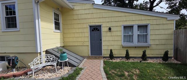 338 & 340 Main Street, East Setauket, NY 11733