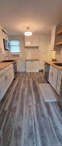338 & 340 Main Street, East Setauket, NY 11733