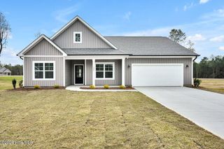 110 Eddie Drive, Burgaw, NC 28425