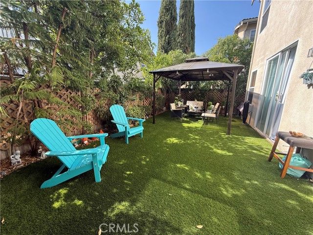 9173 Burnet Avenue, North Hills (los Angeles), CA 91343