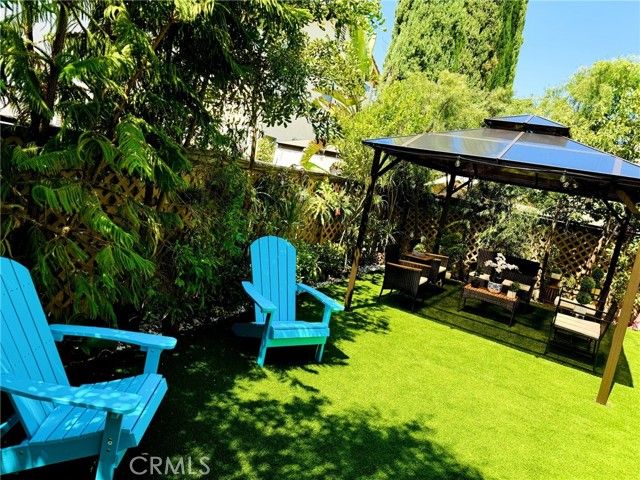 9173 Burnet Avenue, North Hills (los Angeles), CA 91343