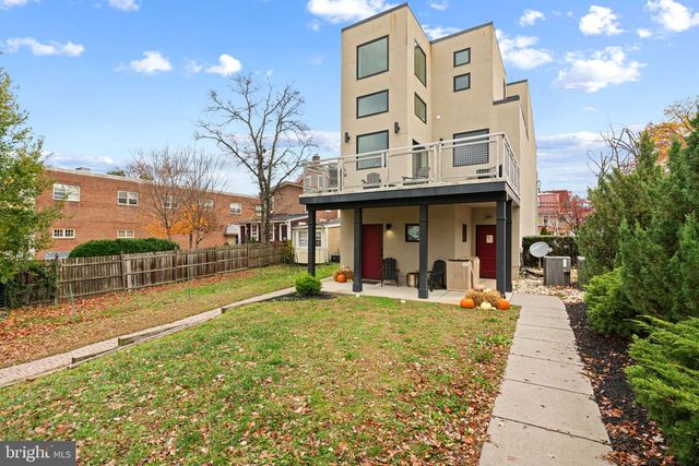 24 TANNER ST, Haddonfield, NJ 08033